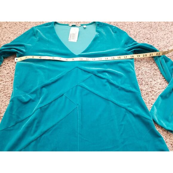 Soft Surrounding Women's XS Jade Green Velvet Velour VNeck Top Pullover Tunic - Picture 7 of 8